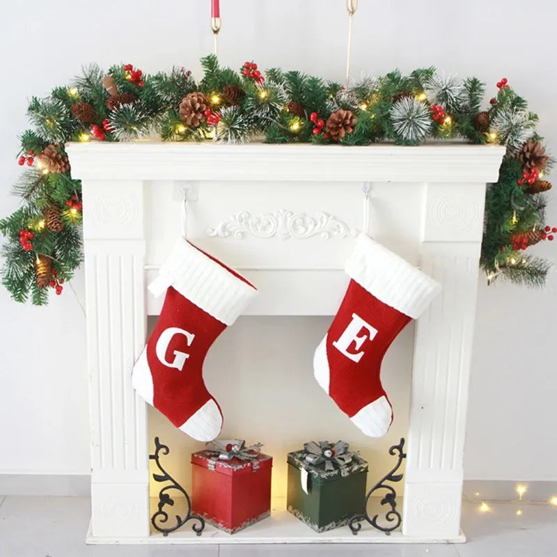 1.8M/2.7M Christmas Rattan Garland with Red Berries – DIY Wreath Decoration for Home, Wall & Door Party Decor