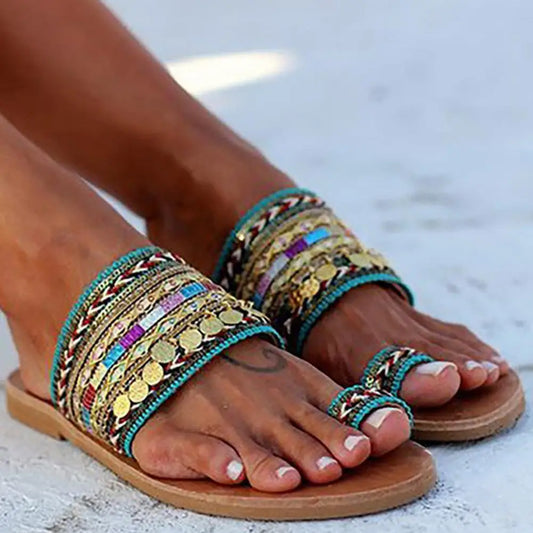 Stylish Women’s Bohemian Tassel Flip Flops – Trendy Knitted Sandals with Toe Ring Clip