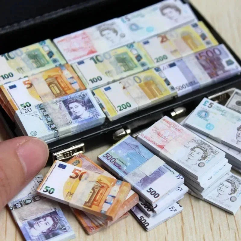 5PCS Mini Dollar & Euro Fake Money Banknotes – Miniature Props for Kids Dollhouse & Decoration