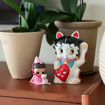 Cute Ceramic Lucky Cat Statue – Cartoon Home Decor for Living Room, Bedroom & Store
