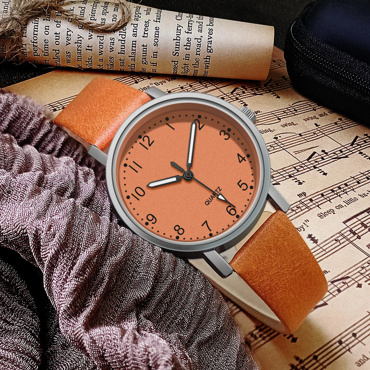 Vintage Women’s Quartz Watch – Leather Strap Wristwatch, Elegant Ladies Watch Gift