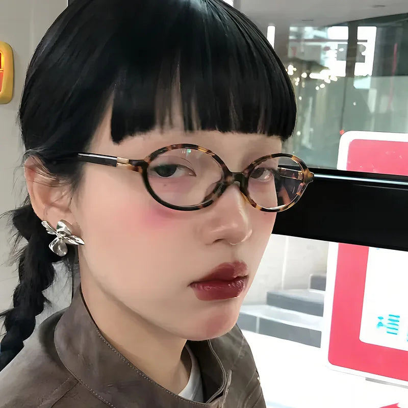 Vintage Oval Sunglasses – Luxury Designer Anti-Blue Light Glasses, Fashion Retro Eyewear for Women & Men, Leopard Frame