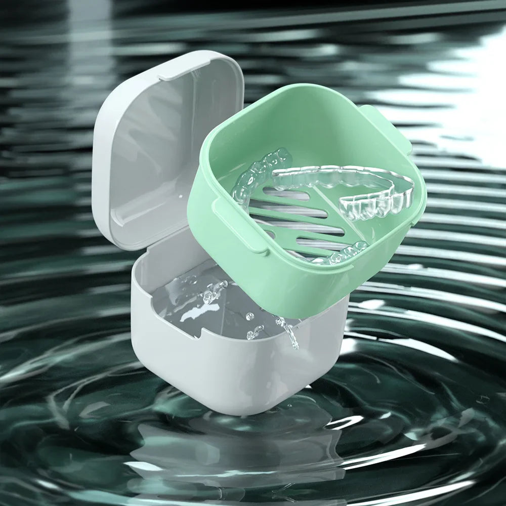 Orthodontic Retainer Storage Box – Portable Teeth Denture Cleaner & Soaking Case for Braces