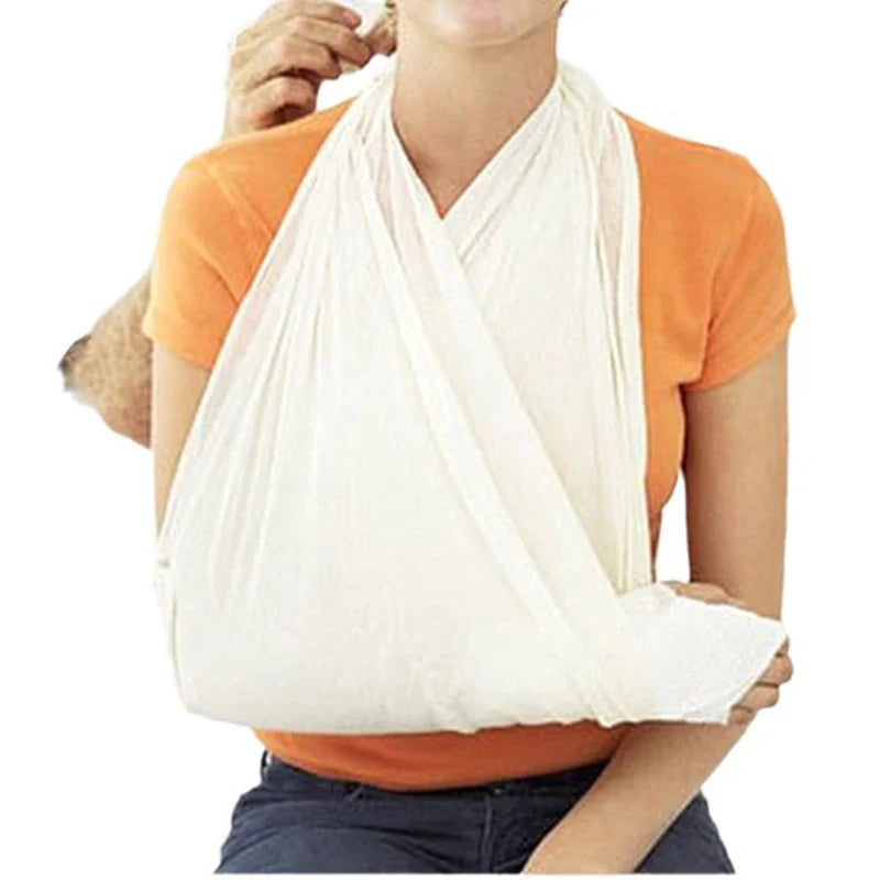 Outdoor Emergency Survival Triangular Bandage — Self-Rescue Hemostatic Non-Woven First Aid 96x96x136cm