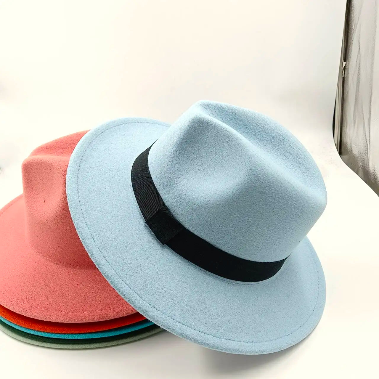 Unisex Black Fedora Hat – Wide Brim Jazz Panama Top Hat for Autumn and Winter – Classic Gentleman Style