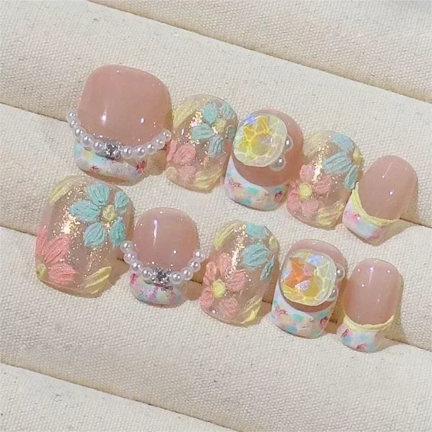 10 Pcs Pink Handmade Press-On Nails – Full Cover Bear & Heart Design with Rhinestones, Short Round Manicure Tips