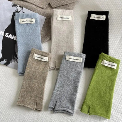 Long Fingerless Winter Arm Warmers – Women’s Fingerless Mittens Gloves, Gothic Style Wrist Sleeves for Casual & Holiday Wear