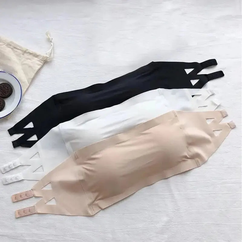 Seamless One-Piece Tube Top for Women — Strapless Bandeau with Removable Pads, Basic Black/White/Skin Lingerie