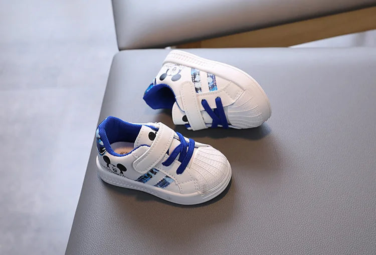 Children’s Casual Sports Shoes — Boys & Girls Soft-Soled Small White Shoes, Fashionable & Comfortable Sneakers