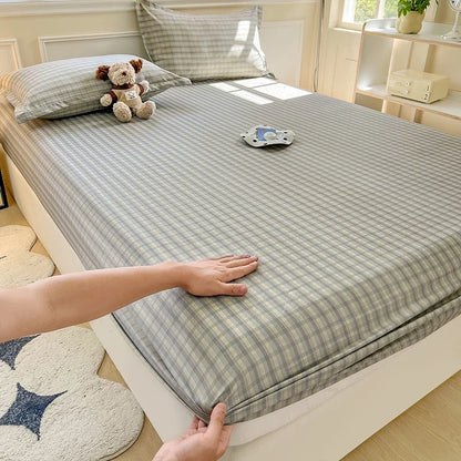 Plaid Fitted Sheet - Soft Skin-Friendly Elastic Bed Cover for Kids & Home