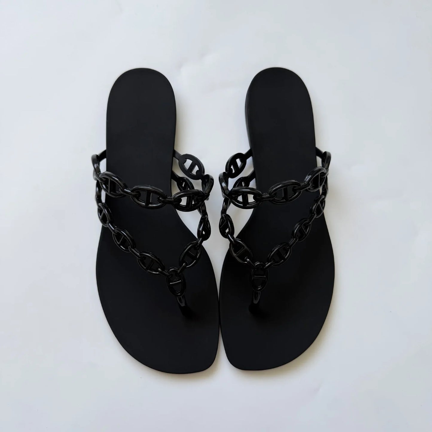 Women’s Summer Round-Toe Flip Flops - Comfortable Casual Vacation Sandals