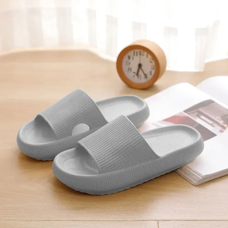 Women’s Thick EVA Pillow Slides – Soft Sole Non-Slip Indoor Home & Beach Flip Flops Summer Comfort Sandals