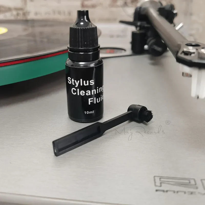 Stylus Brush & 10ml Needle Solution Cleaner – Carbon Fiber Brush Record Player Cleaning Kit