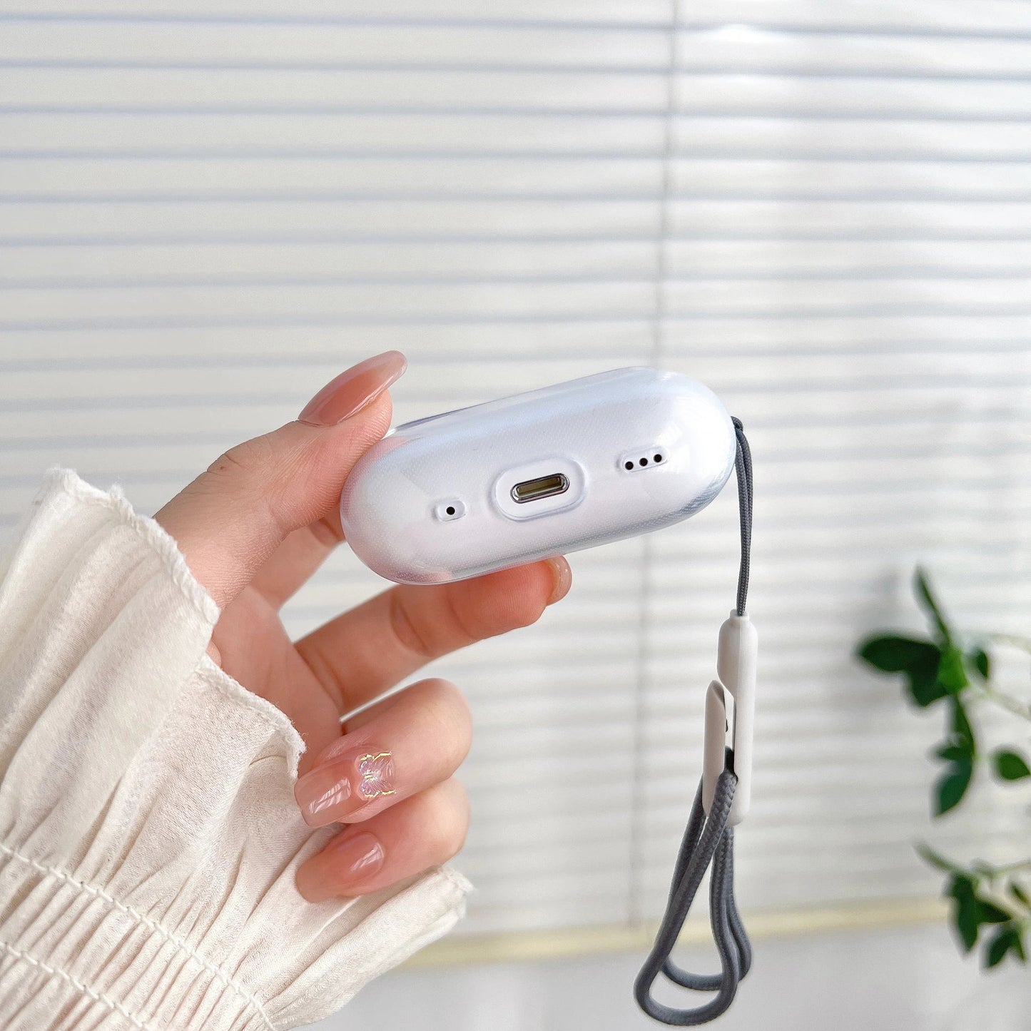 Clear Soft TPU Earphone Case for AirPods 1/2/3/4 & Pro/Pro 2 — Shockproof Cover with Lanyard Strap for AirPods 4 Charging Case