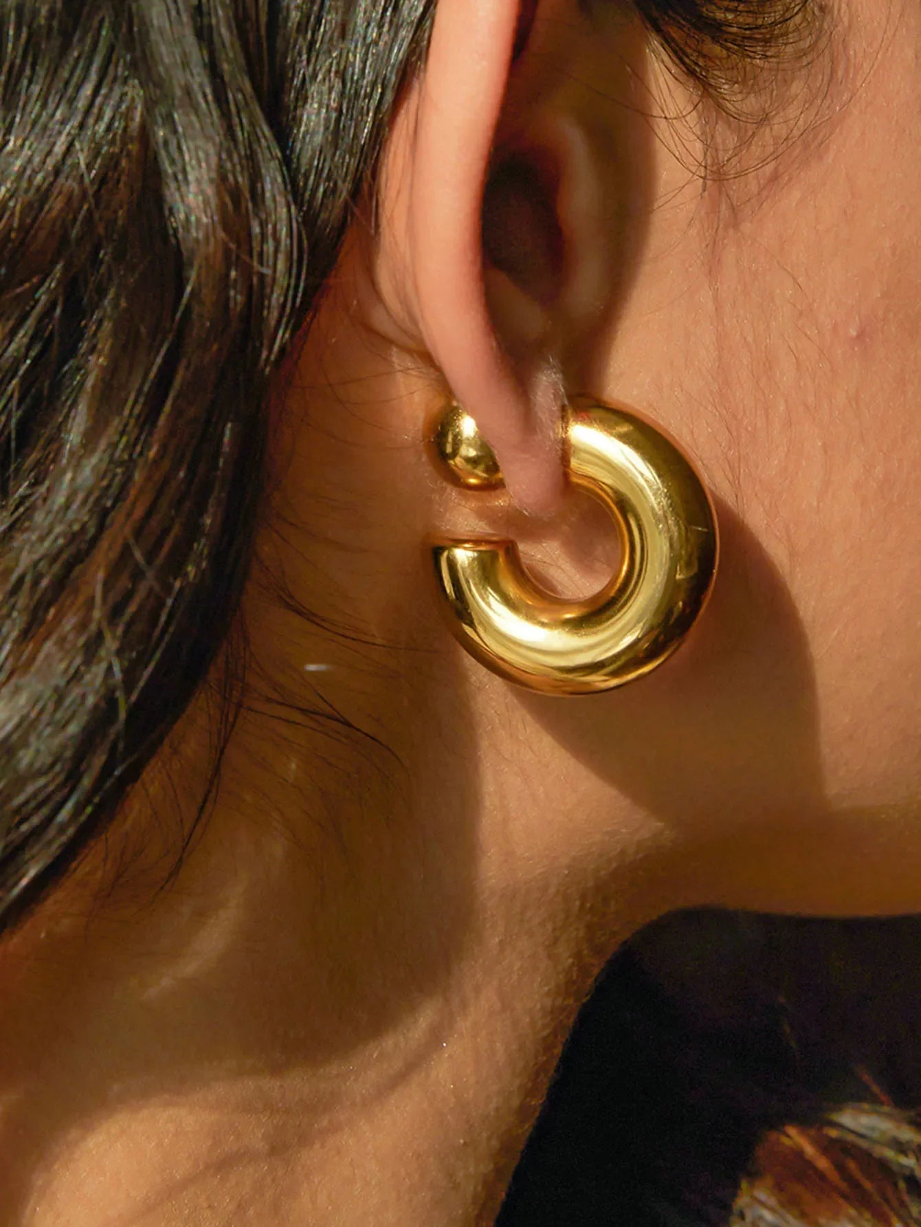 Fashion C-Shaped Earrings for Women – Unique High-End Trendy Jewelry