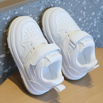 Children’s White Sports Shoes — Spring & Autumn Lightweight Anti-Slip Sneakers, Boys Soft Sole Casual Board Shoes