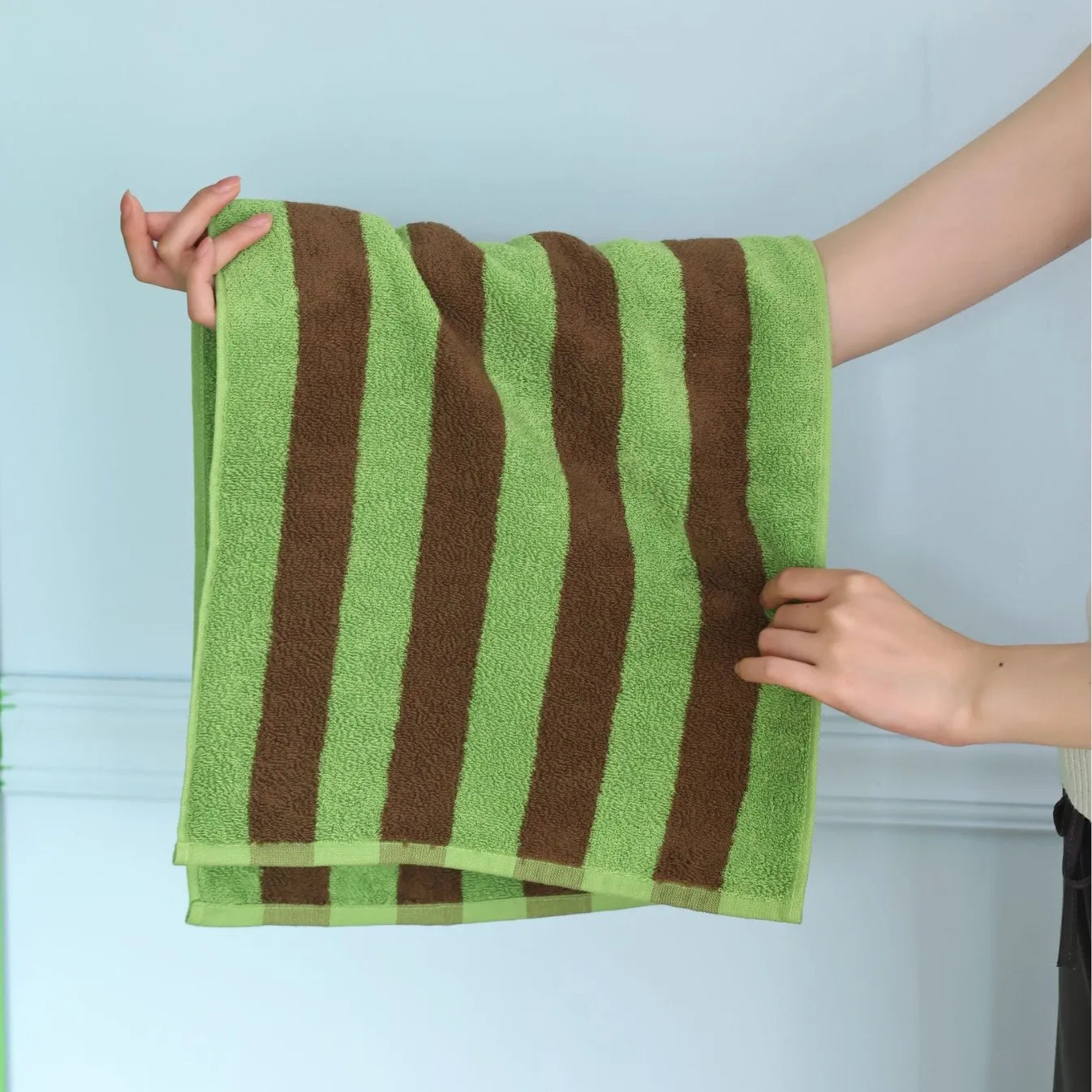 Autumn Winter Striped Cotton Bath Towel – Soft Plush Absorbent Washcloth for Bathroom Use, Unisex Home Spa & Hotel Towel