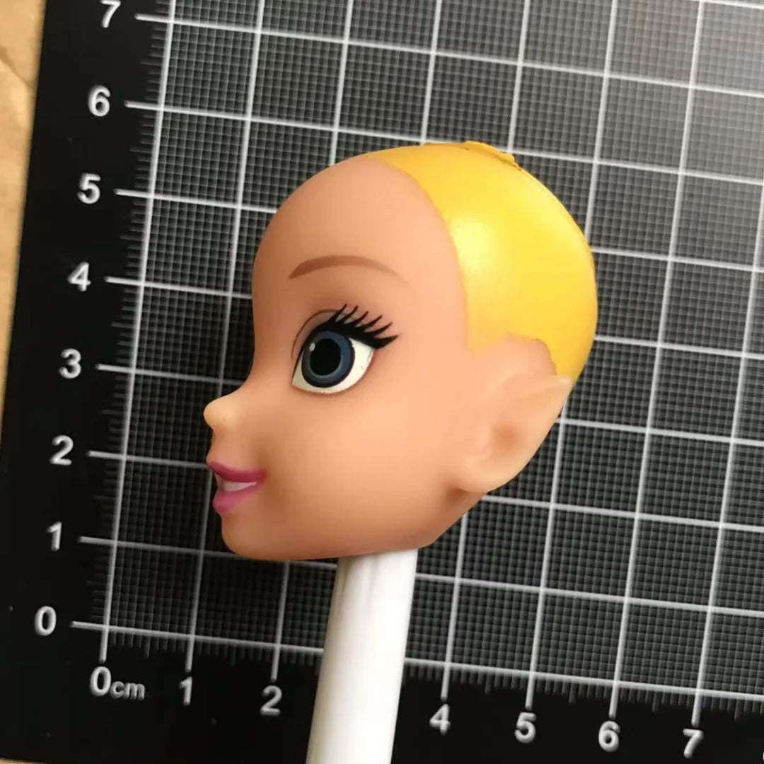 DISNEY Doll Heads – Bald Red Hair King, Queen & Alice with Makeup for DIY Dressing & Accessories