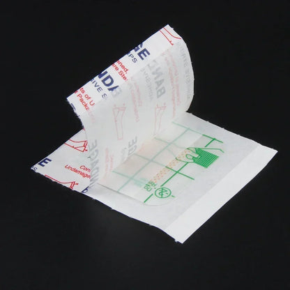 50PCS Transparent PU Waterproof Bandages – Adhesive Wound Plasters for First Aid, Outdoor and Home Use, 38x38mm / 72x19mm