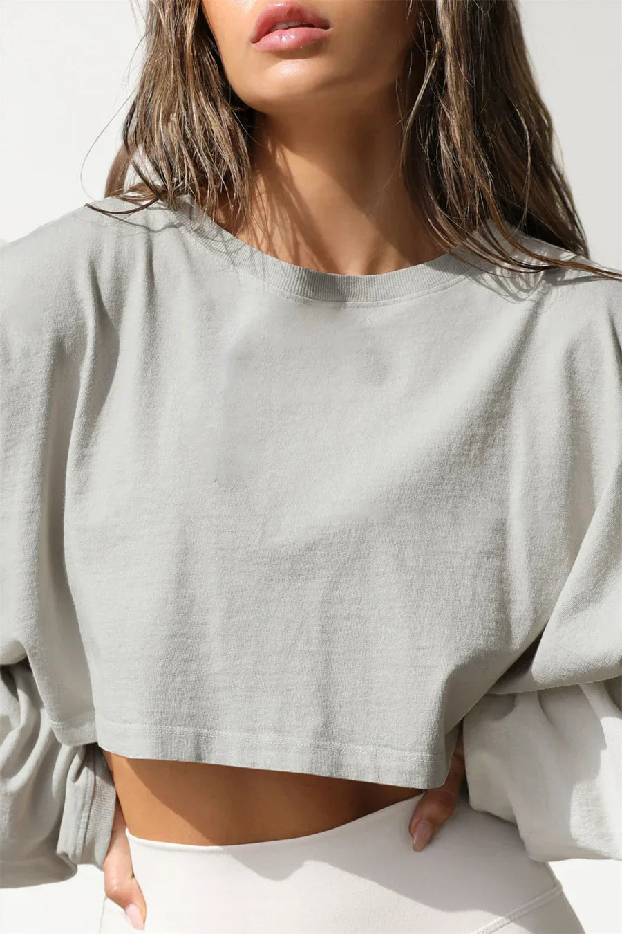 Women’s Sports Crop Top – Long Sleeve Gym & Yoga Workout Fitness Shirt