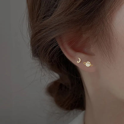 Simple Star Moon Zircon Piercing Stud Earrings - 925 Silver Needles, Tragus Cartilage Asymmetry Pendiente, Fine Women's Jewelry