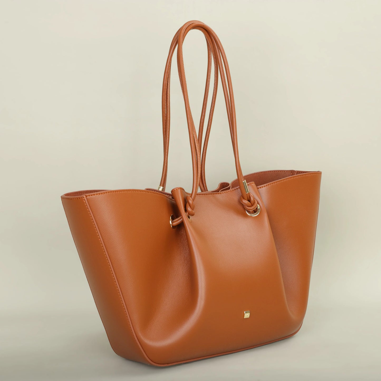 PG Large-Capacity Women’s Shoulder Bag — Light Luxury Fashion Handbag with Elegant Design