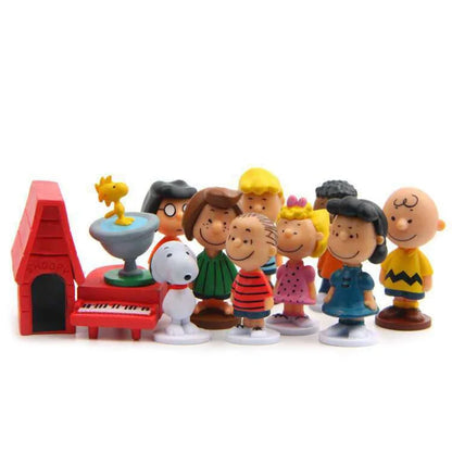 12pcs Peanuts Snoopy Mini Figure Set – Charlie Brown Cartoon Miniature Cake Decor & Collectible Toys