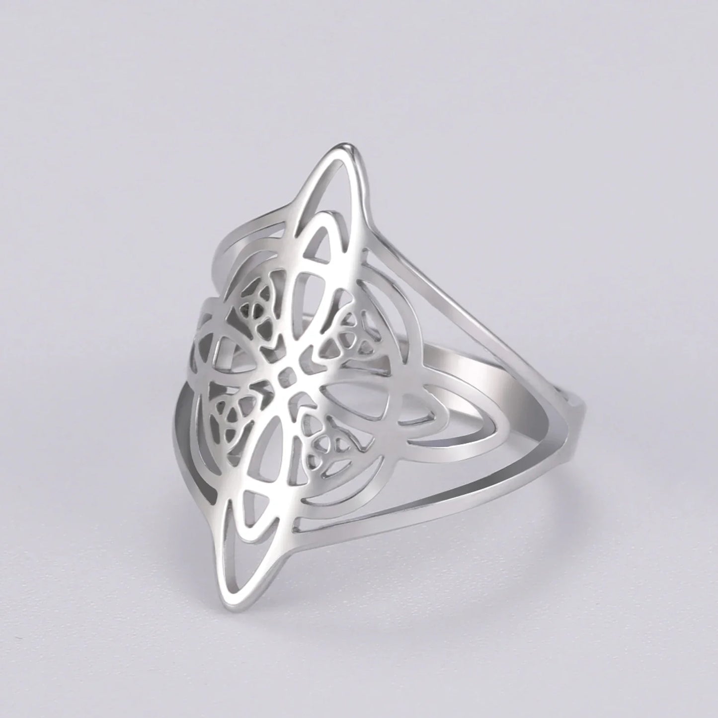 LIKGREAT Witch Knot Ring – Hollow Stainless Steel Celtic Amulet, Protection Jewelry for Men & Women, Couple Gifts
