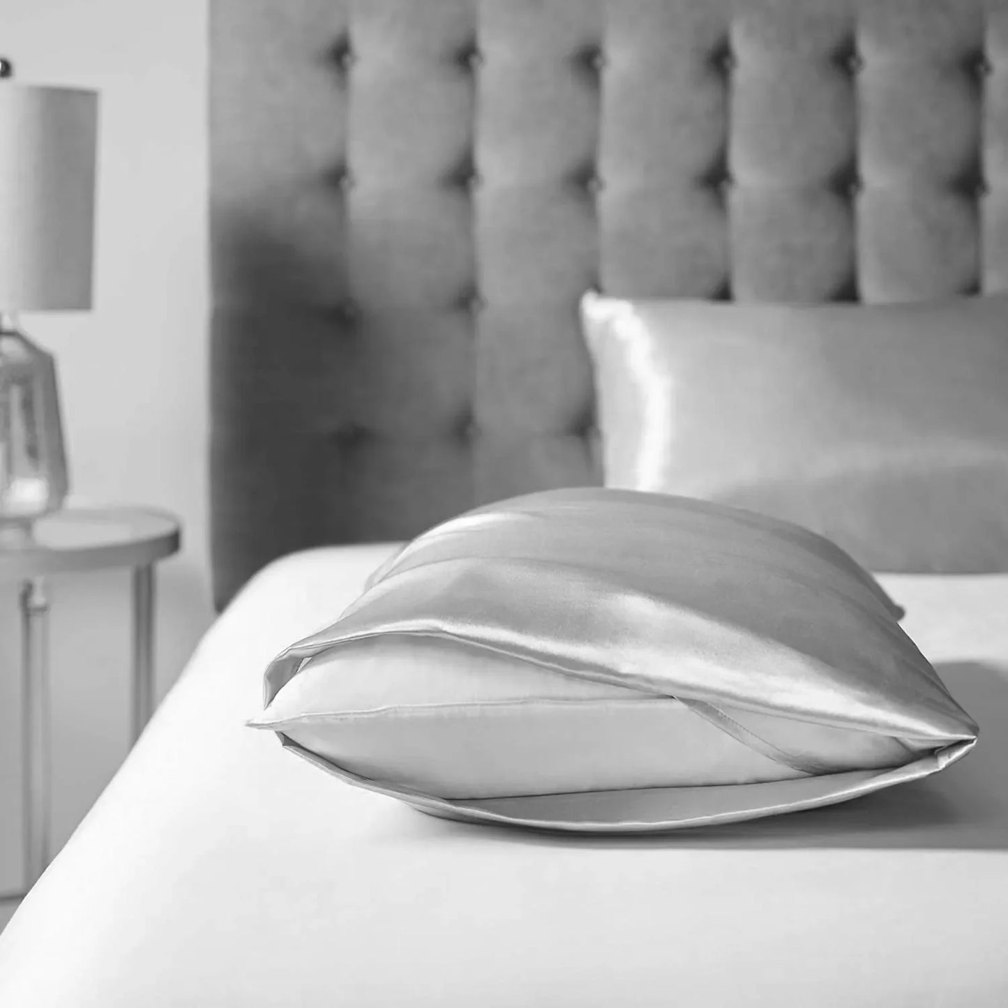 JuwenSilk Mulberry Silk Pillowcase – Silky Satin Natural Silk Pillowcase for Standard & Queen Size Beds