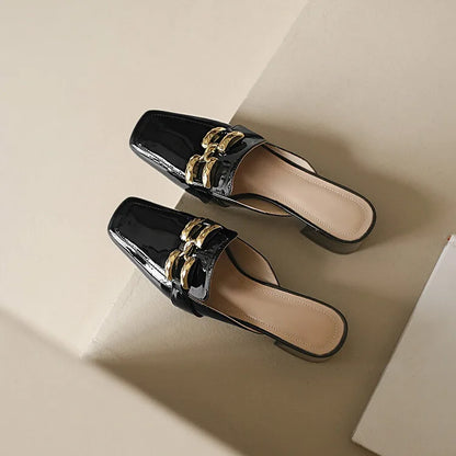 Fashion Women’s Half Slippers — Outdoor Med-Heeled Slides with Toe Chain Decoration, Luxury Square Heel Sandals 2023
