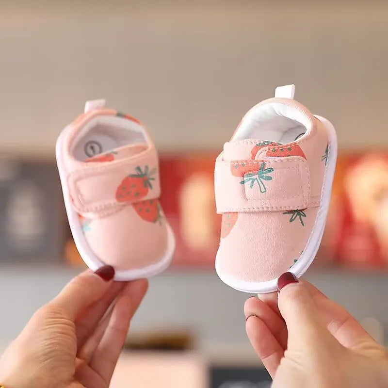 Cute Bear Baby Sandals - Soft Sole First-Step Shoes for Infants & Toddlers 0–18 Months