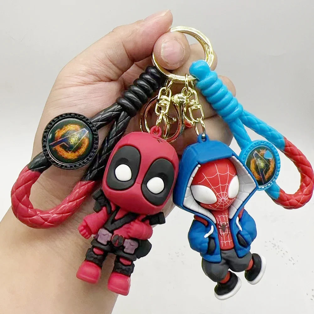 Marvel Avengers Keychain - Spiderman, Iron Man, Captain America, Thor, Batman Keyring - Perfect Gift for Friends