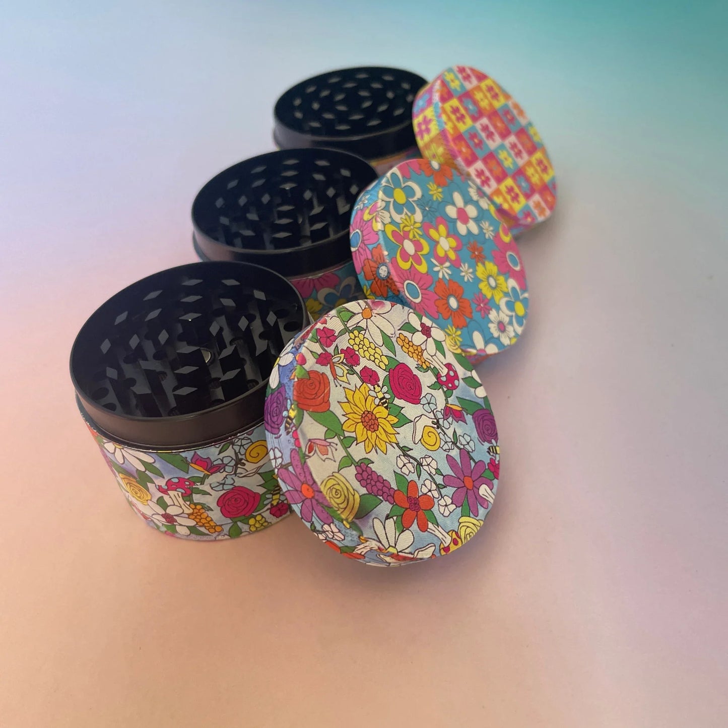 2" Orange Daisy Flower Metal Herb Grinder – Portable Spice & Herb Crusher