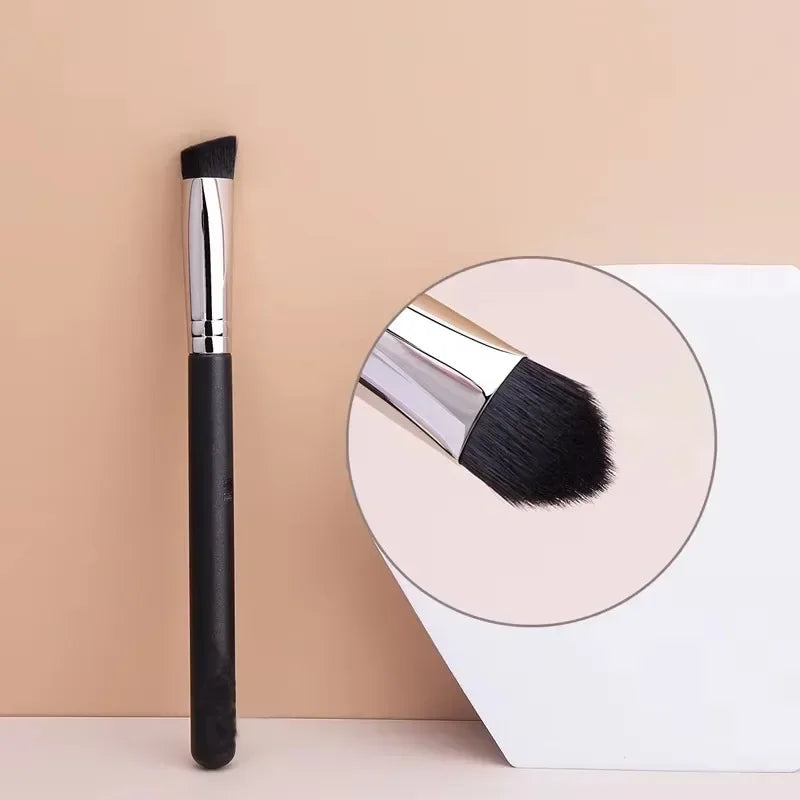 Angled Liquid Powder Contour Makeup Brush – Professional Cream Blush & Foundation Blending Tool
