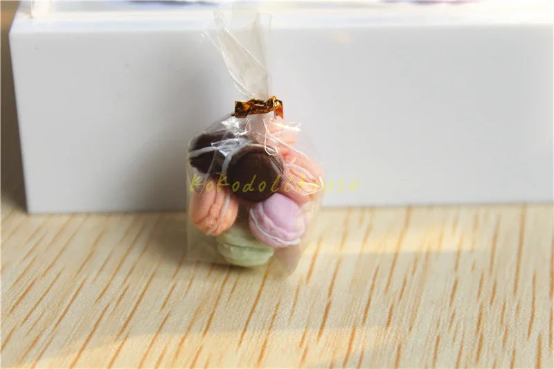 1/12 Miniature Dollhouse Cake – Pretend Play Dessert Toy for Blythe & BJD Dolls