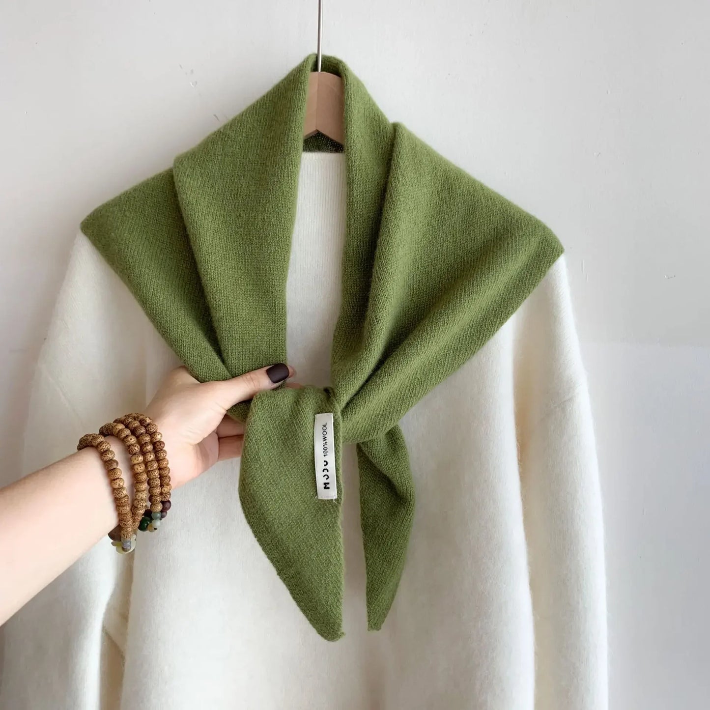 Women’s Wool Triangle Scarf – British Korean Knitted Headscarf & Warm Multi-Functional Wrap