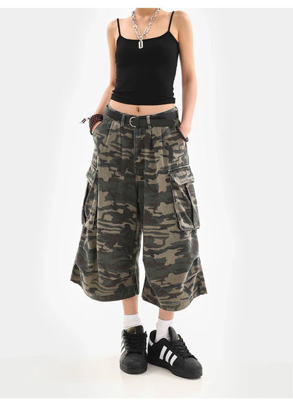 Women’s Summer Camouflage Cargo Capris — Loose Street Style Calf-Length Casual Shorts