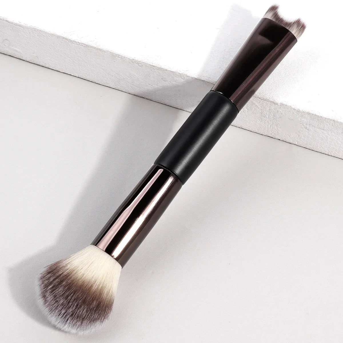 MAANGE U-Shaped Nose Contour Brush – Double Head Makeup Brush for Sculpting, Defining, Foundation & Highlighter