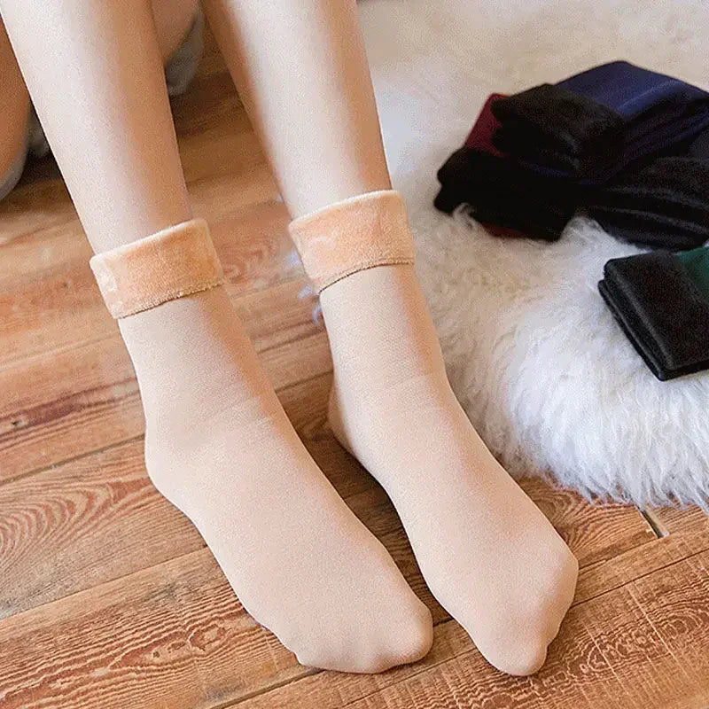5 Pairs Women’s Winter Thick Thermal Socks — Warm Cashmere Wool Nylon Short Socks for Snow, Boots & Home