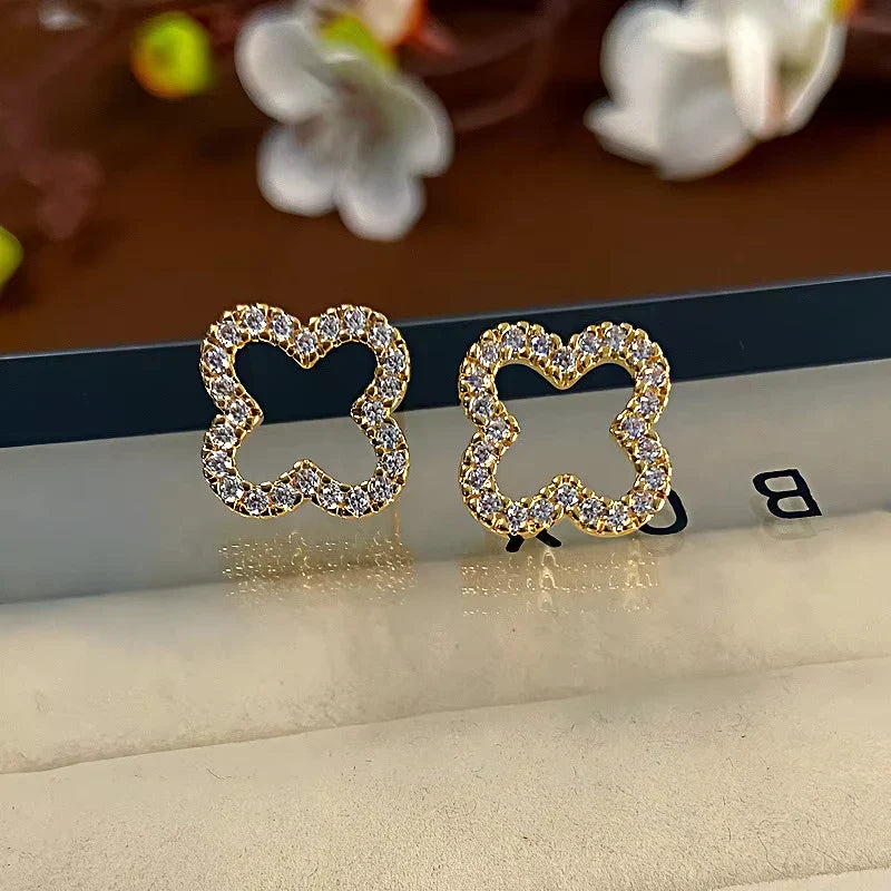 Women’s Leaf Hollow Zircon Stud Earrings – Elegant Triple Flower Fashion Jewelry for Party & Gift