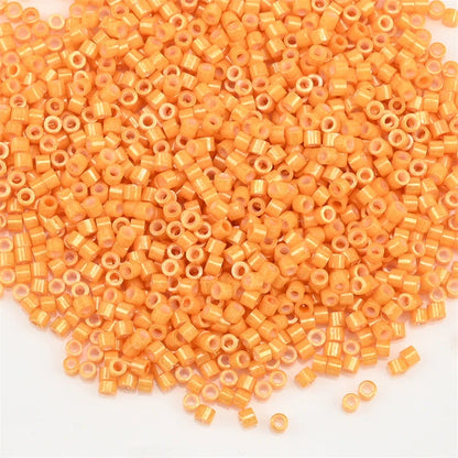 1000Pcs 1.6x1.3mm Japan Glass Seed Beads 11/0 – Cylindrical Loose Beads for DIY Statement Jewelry Making (5g Pack)