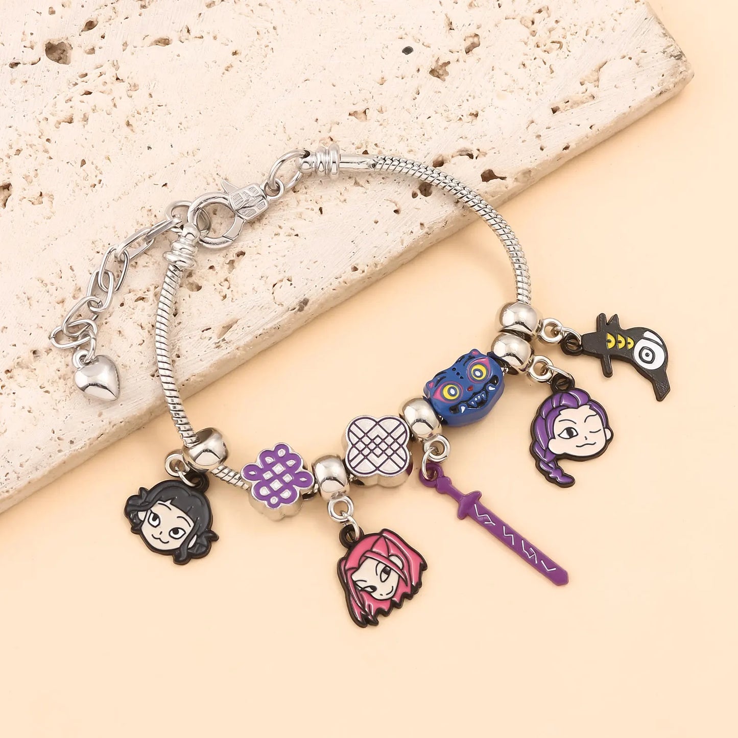 Y2K K-Pop Demon Hunters Bead & Enamel Pendant Bracelet – HUNTR/X Bangle Cosplay Jewelry Gift