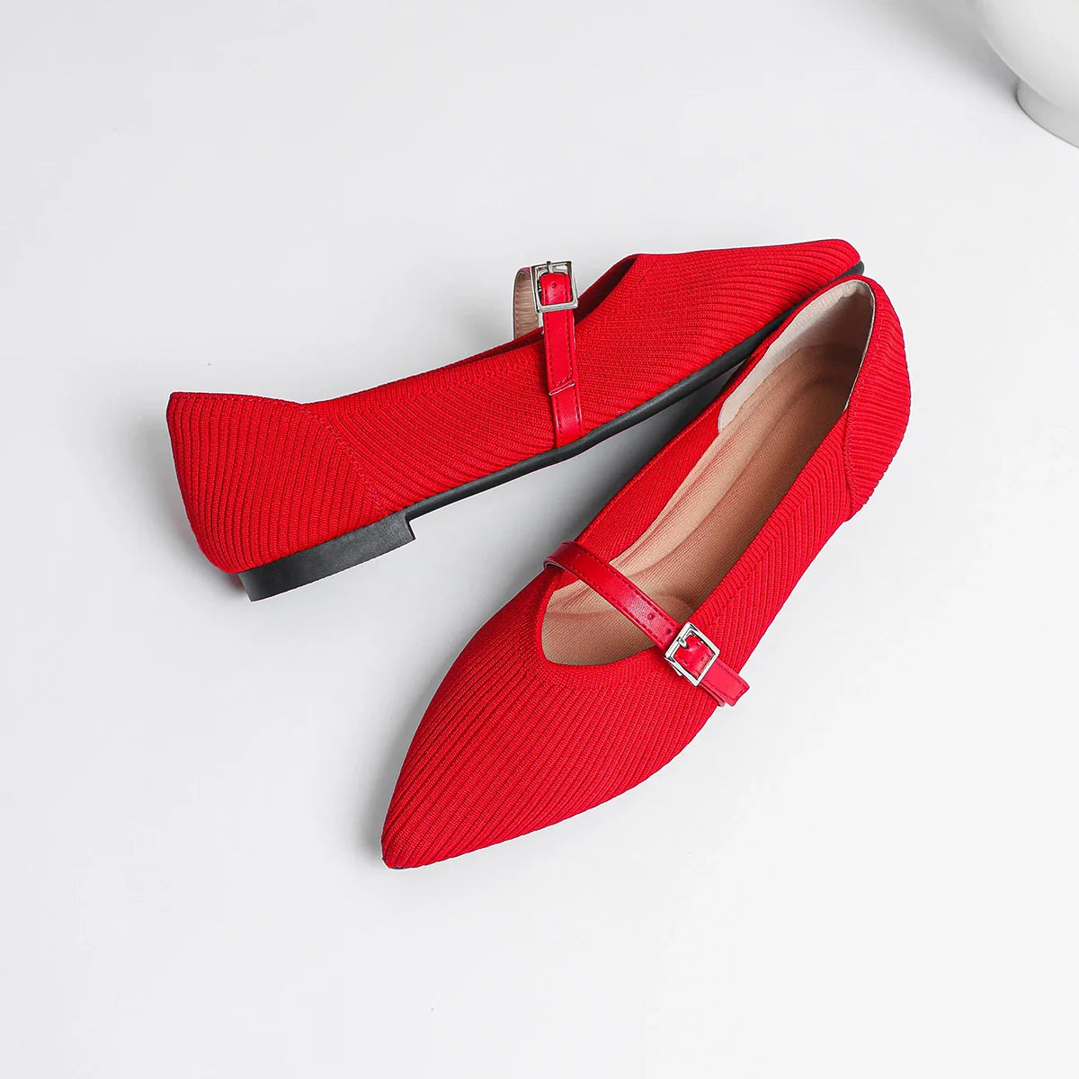2024 Women's Flat Shoes – Pointed Toe Soft Knitted Sole, Breathable & Comfortable Spring and Autumn New Model