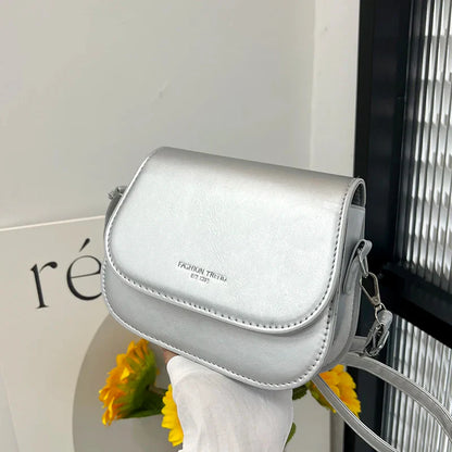Women's Crossbody Bag – Solid Color Fashionable Retro Flipped Design, Casual and Simple Style