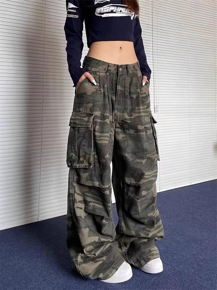 Women’s Summer Camouflage Cargo Capris — Loose Street Style Calf-Length Casual Shorts