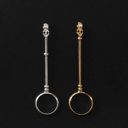 Brass Cigarette Ring Clip - Stylish Smoking Accessories and Practical Jewelry Holder