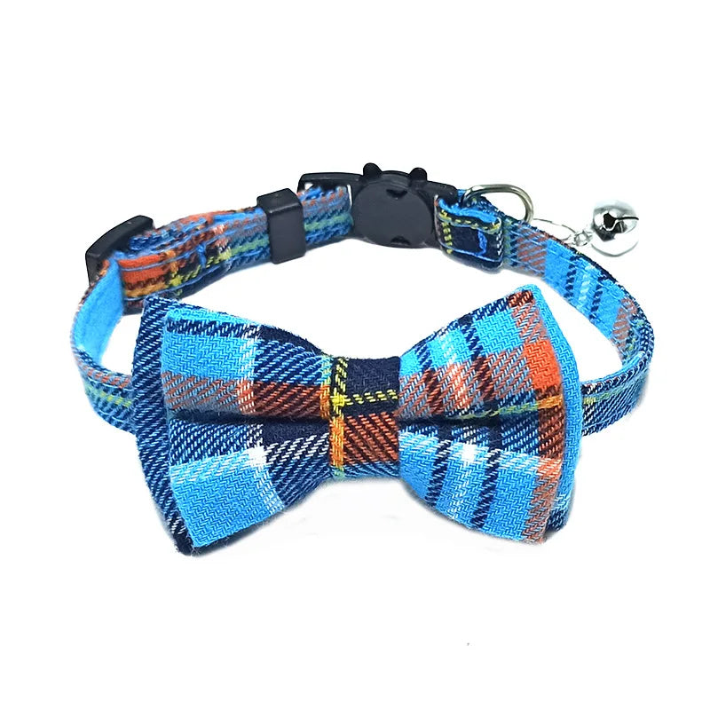 Pet Breakaway Cat Collar with Bow Tie & Bell – Cute Plaid Christmas Red Adjustable Collar for Cats