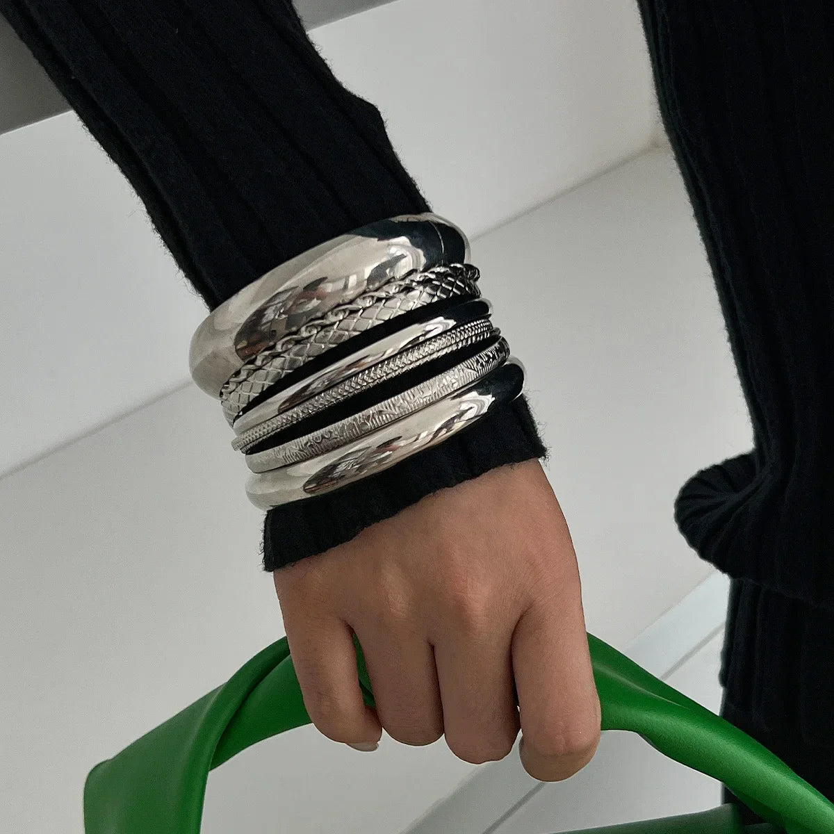 KMVEXO Stainless Steel Twist Texture Bracelet Set for Men & Women – Gold & Silver Bangles Statement Streetwear Goth Jewelry