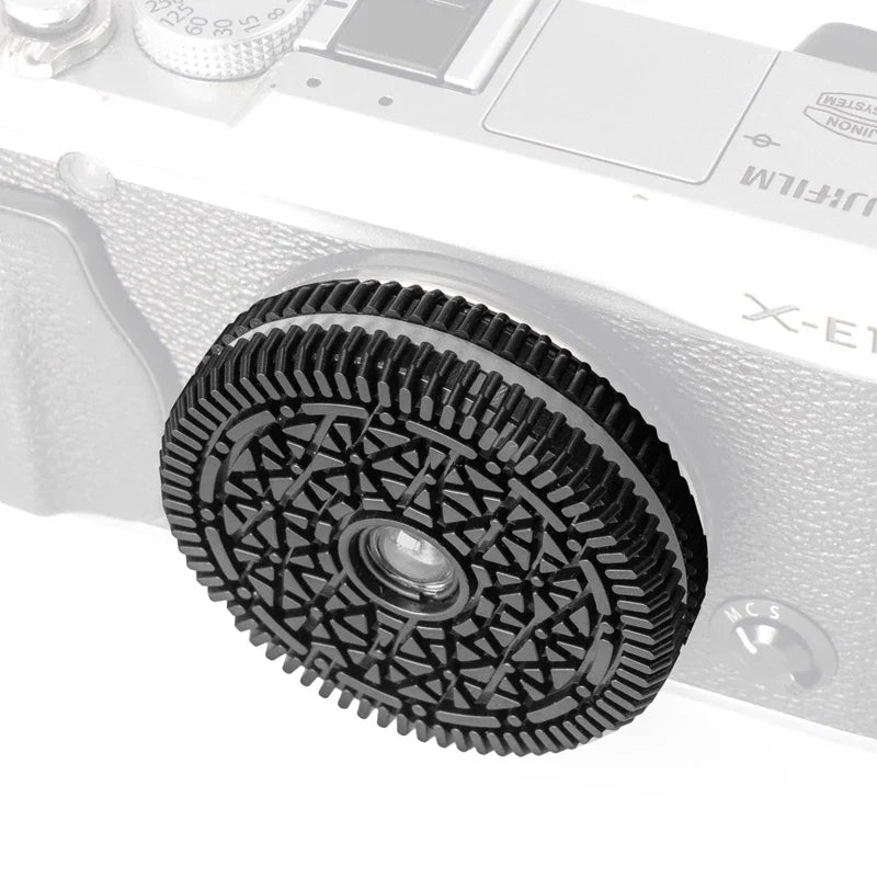 Focus-Free Pancake Lens 32mm – Street & Documentary Photography for Canon M-Mount & Fuji XF Mirrorless Cameras