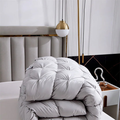 Premium White Goose Down Comforter – Winter Warm Feather Duvet, Lightweight & Cozy, Queen/King Size, Pinch Pleated 3D Design